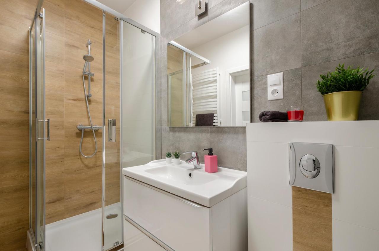 Aparthouse Deluxe Łódź Dış mekan fotoğraf